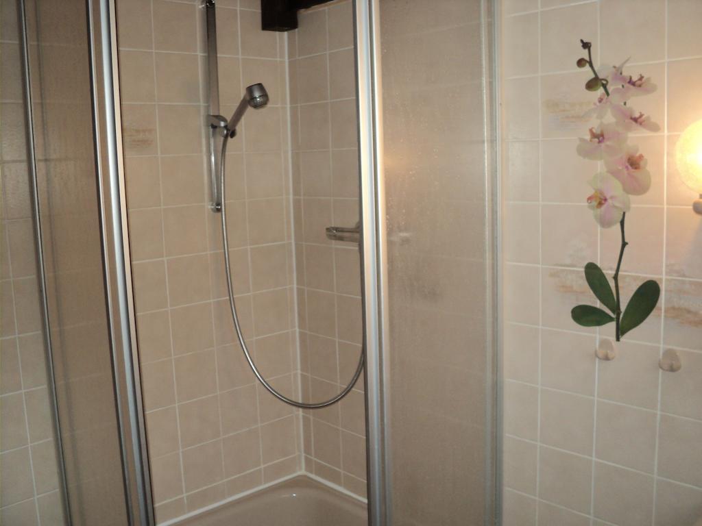 Ferienwohnung Teddy Зигсдорф Номер фото